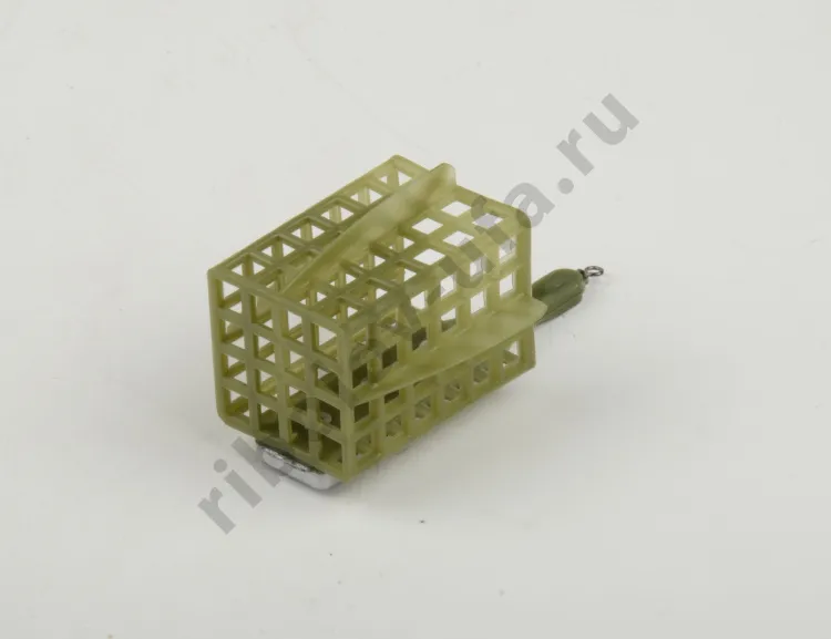 Кормушка Лиман Feeder Квадрат пластик 100гр с дном (крылья, смещ.центр,вертлюг)