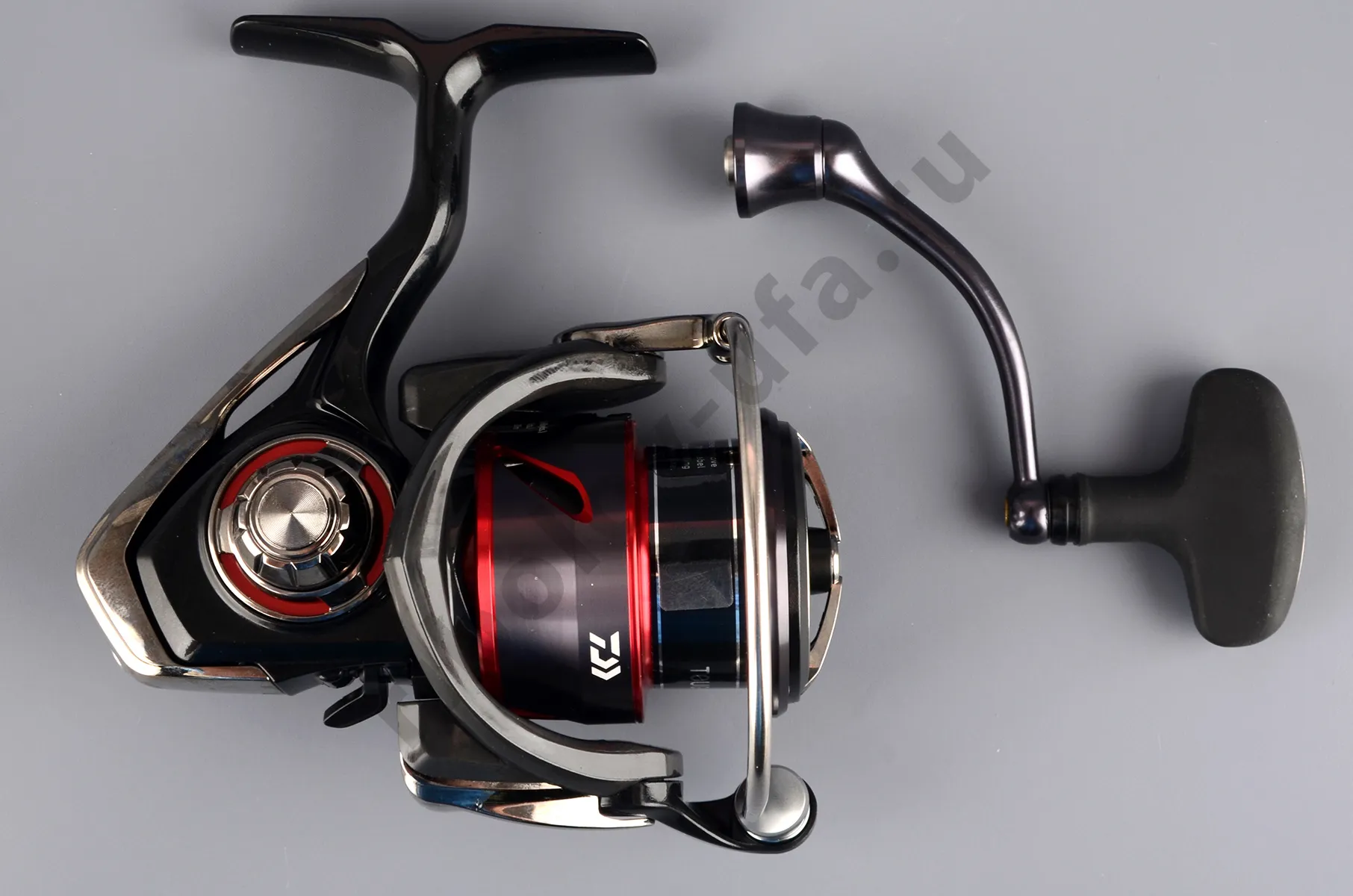Катушка безынерц. Daiwa Fuego 20 LT 2500