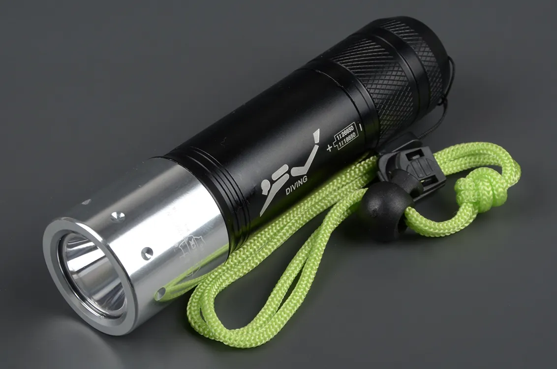 Фонарь подводный No name XL10-T6