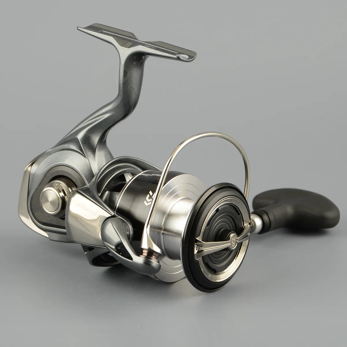 Катушка безынерц. Daiwa Luvias 24 LT 4000D