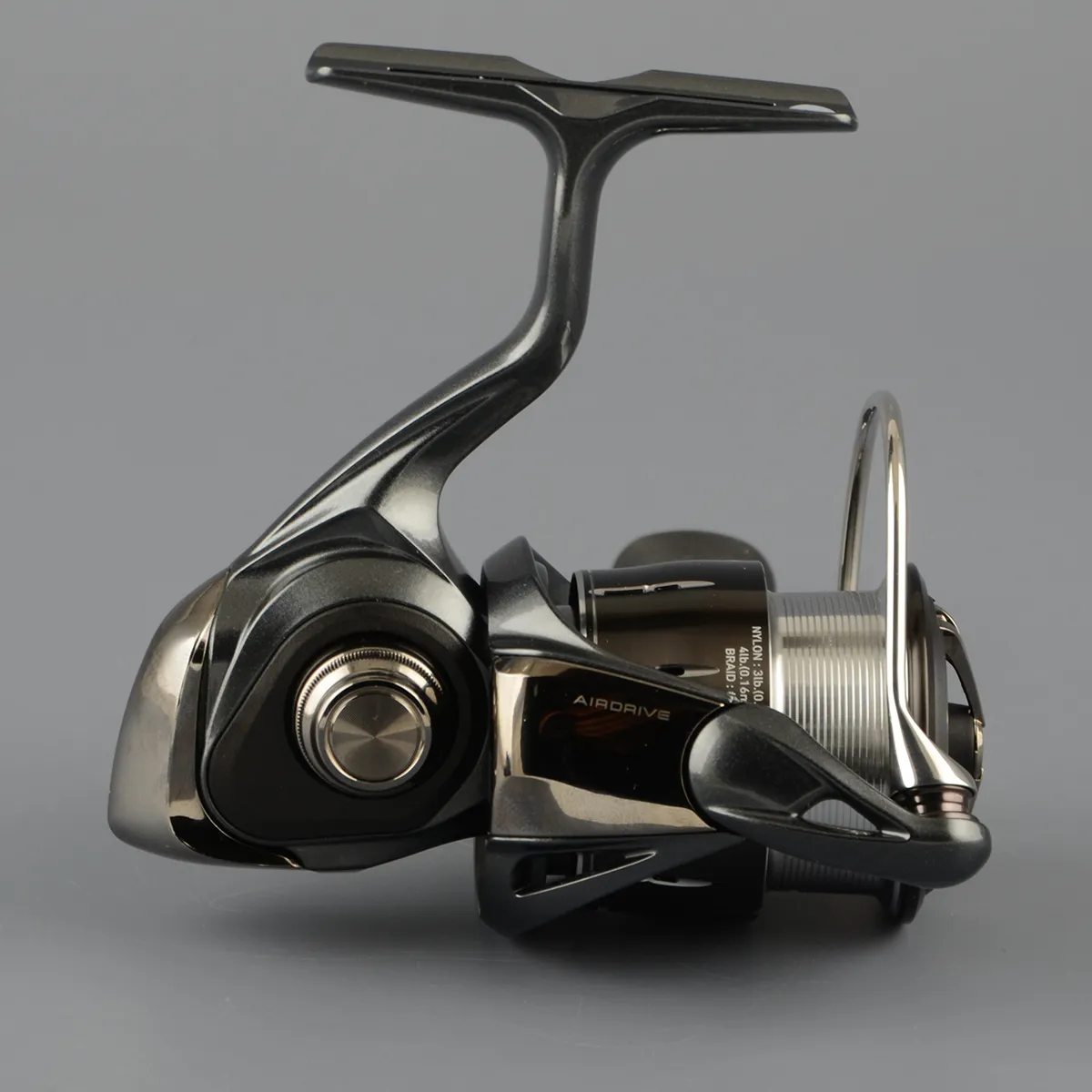 Катушка безынерц. Daiwa Luvias 24 LT 2000S-H