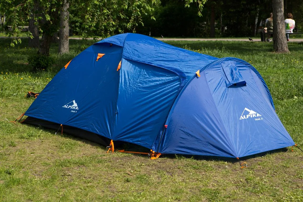 Палатка Alpika Trail-3 alu, 3-х местная, с алюминиевыми стойками