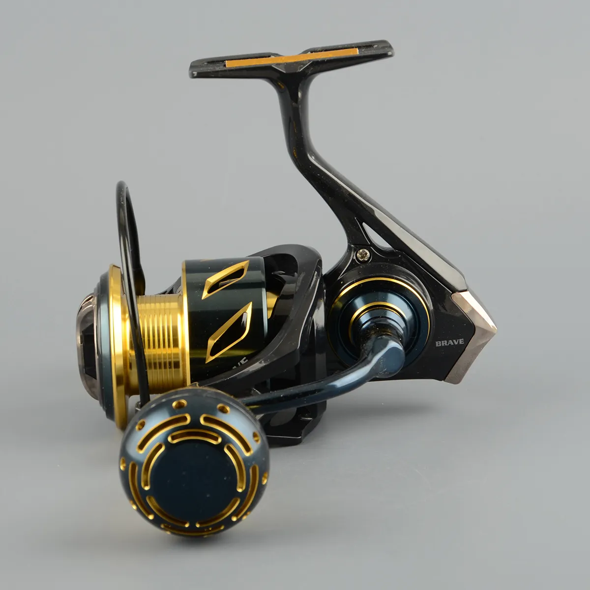 Катушка безынерц. Admiral BR Brave 4000
