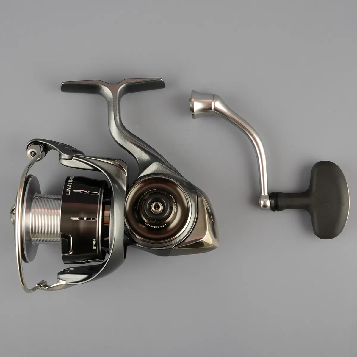 Катушка безынерц. Daiwa Luvias 24 LT 4000D