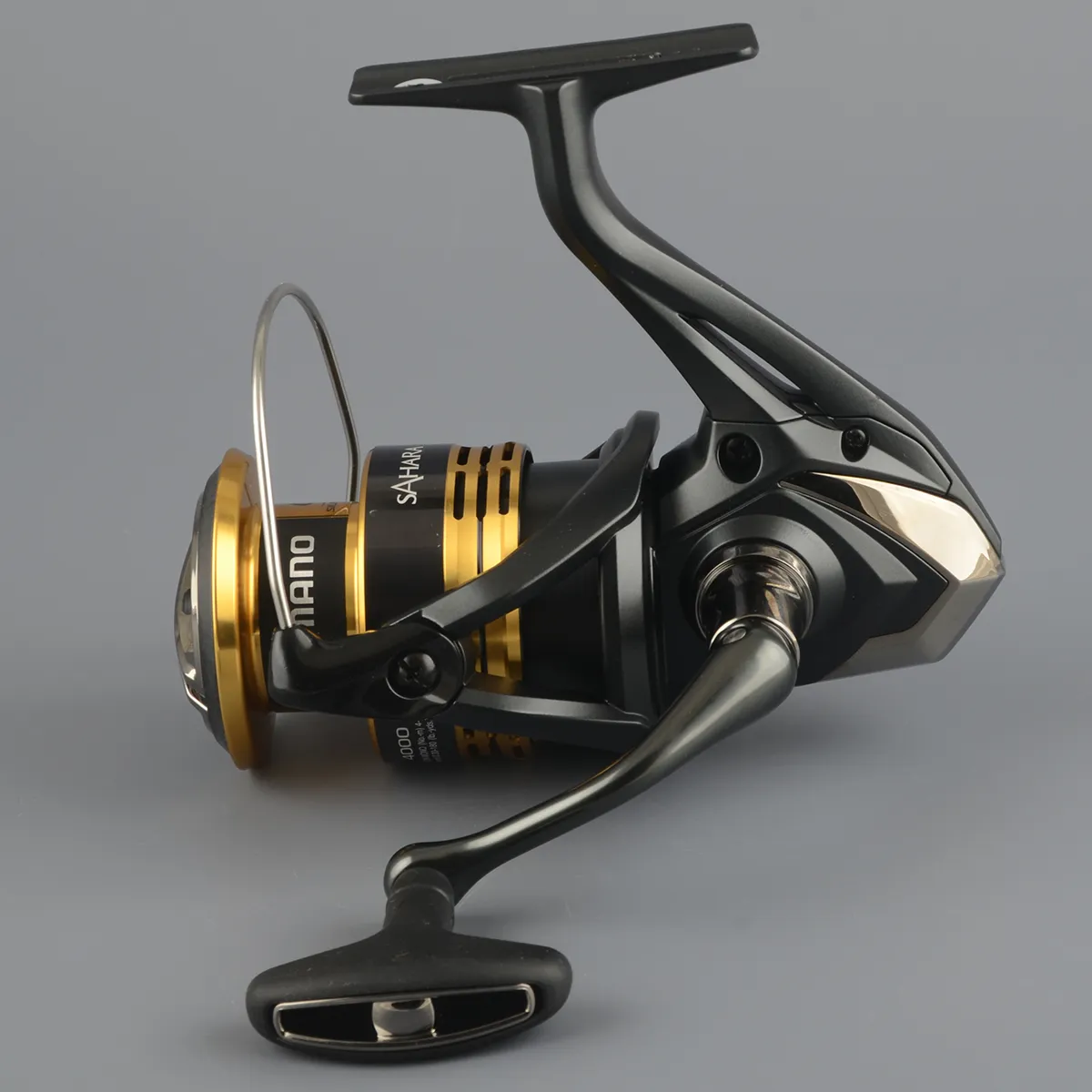 Катушка безынерц. Shimano Sahara 3000 FJ