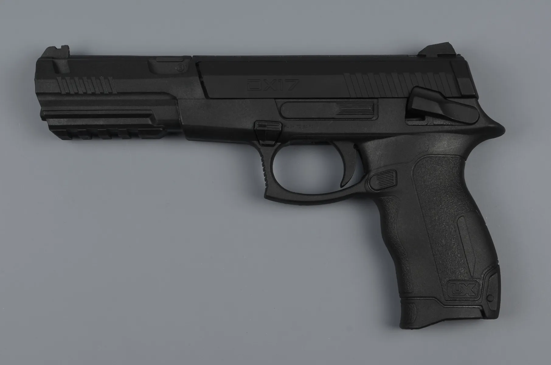 Пистолет пневм. Umarex DX17 кал.4,5мм ( черный, пластик, ВВ)