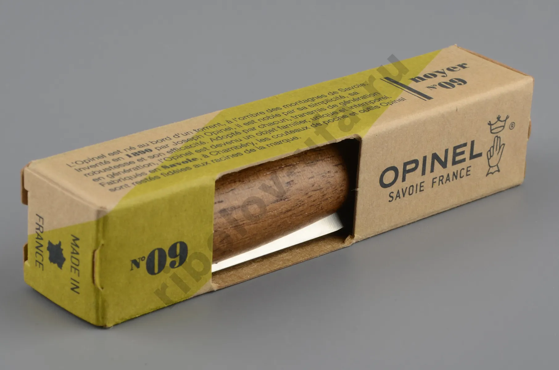 Нож Opinel 9 нержавеющая сталь, ореховая рукоять в картон.коробке