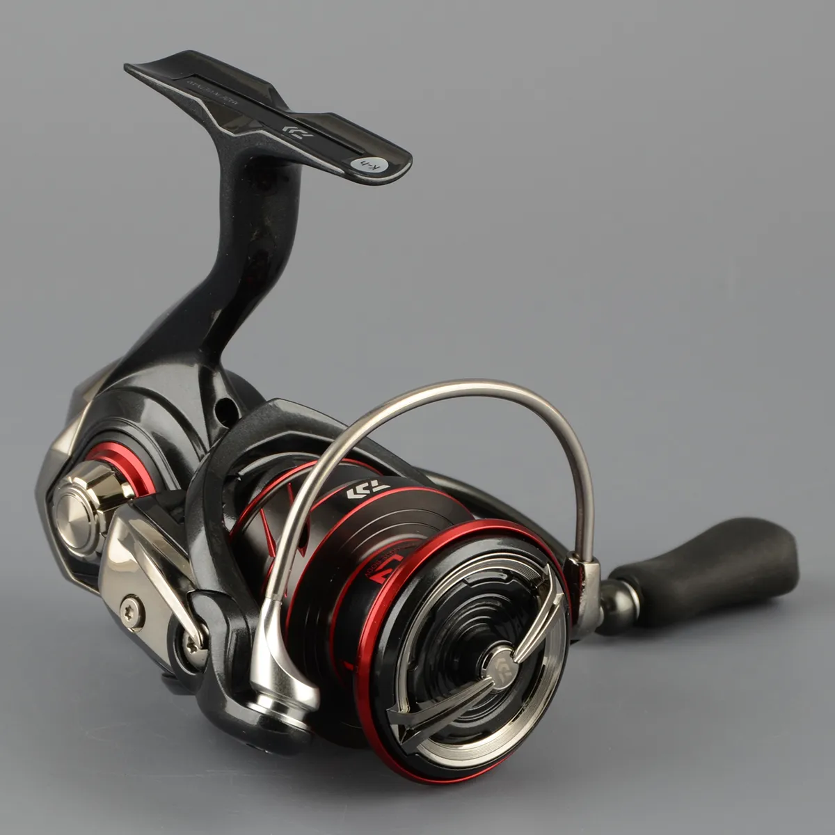 Катушка безынерц. Daiwa Ballistic 21 MQ LT 2500D(AD)