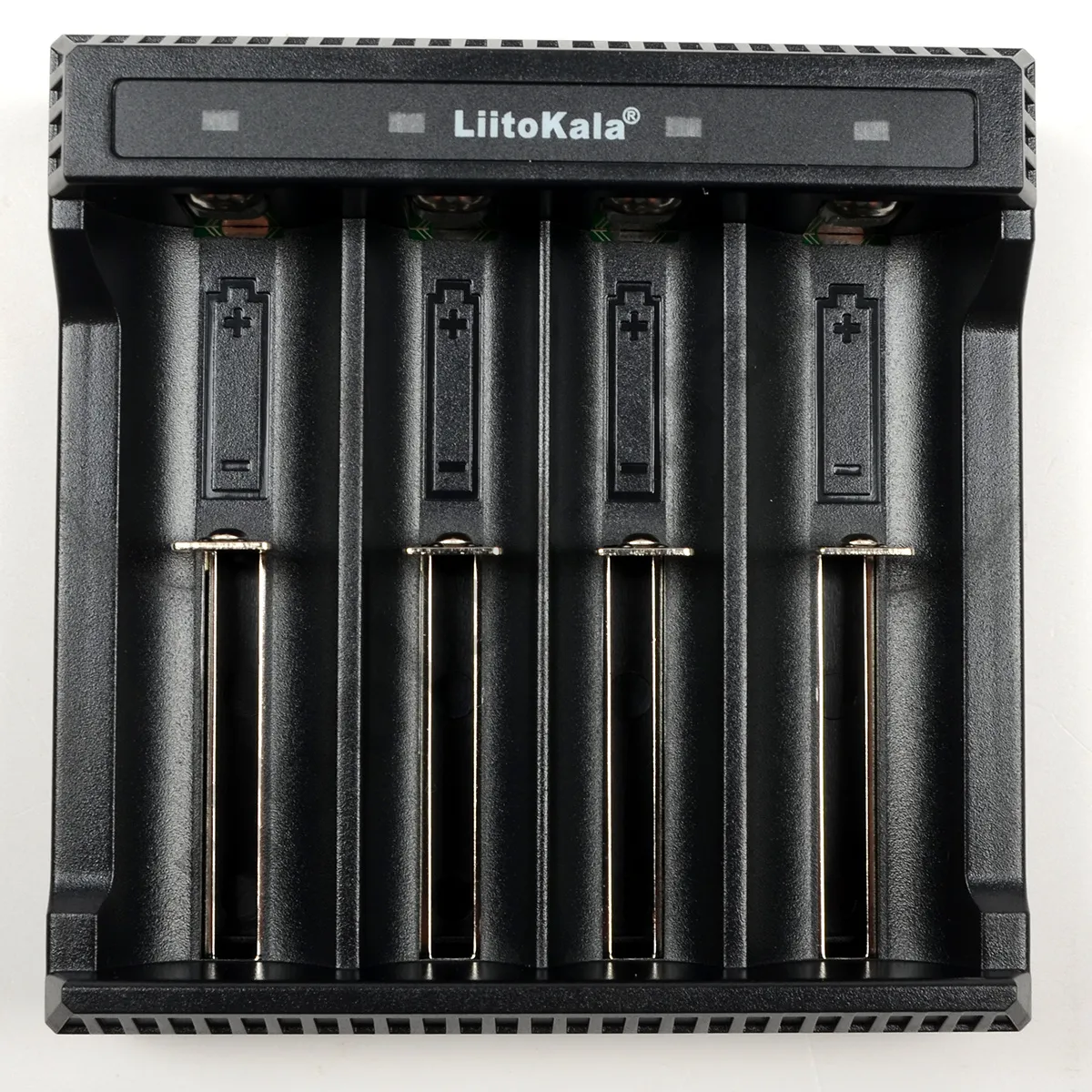 Зарядное устройство LiitoKala Lii-L4 для 3.7V Li-ion аккумуляторов 18650 и др.