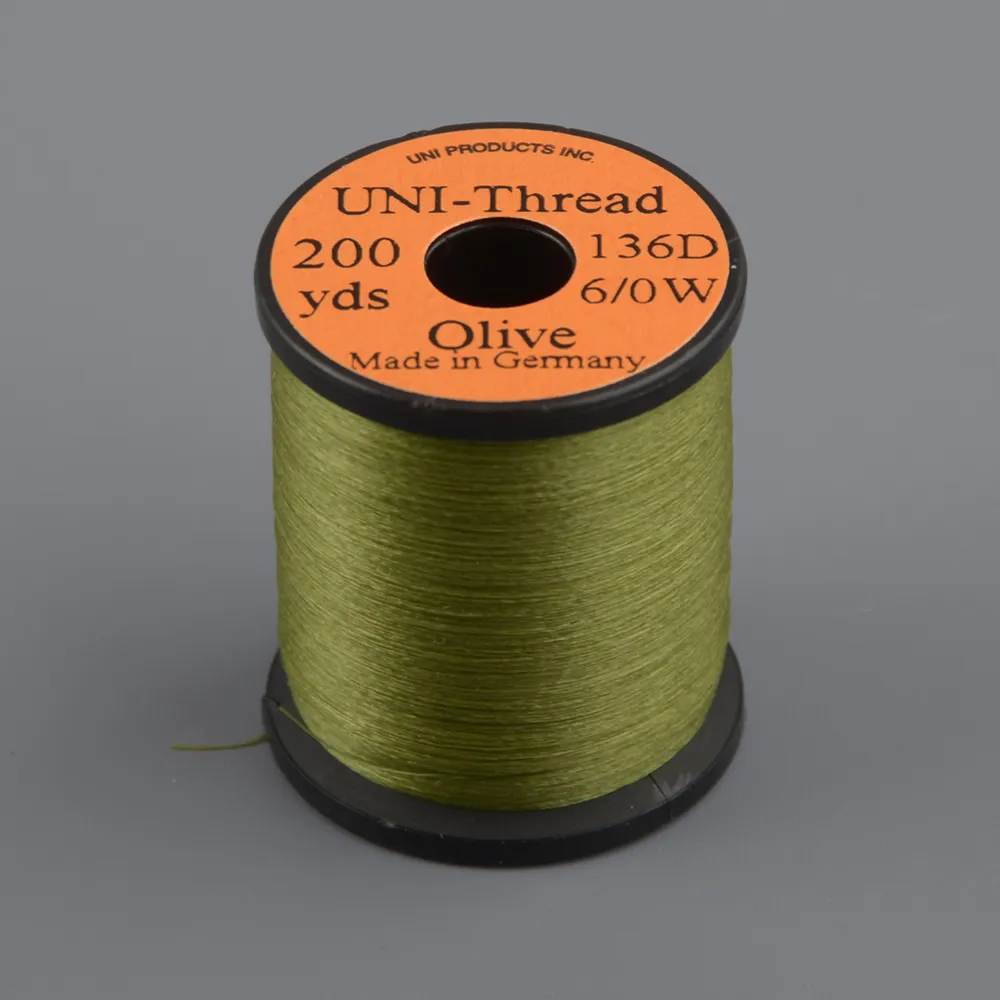 Монтажная нить Uni Thread 6/0 200y Olive  (вощеная)