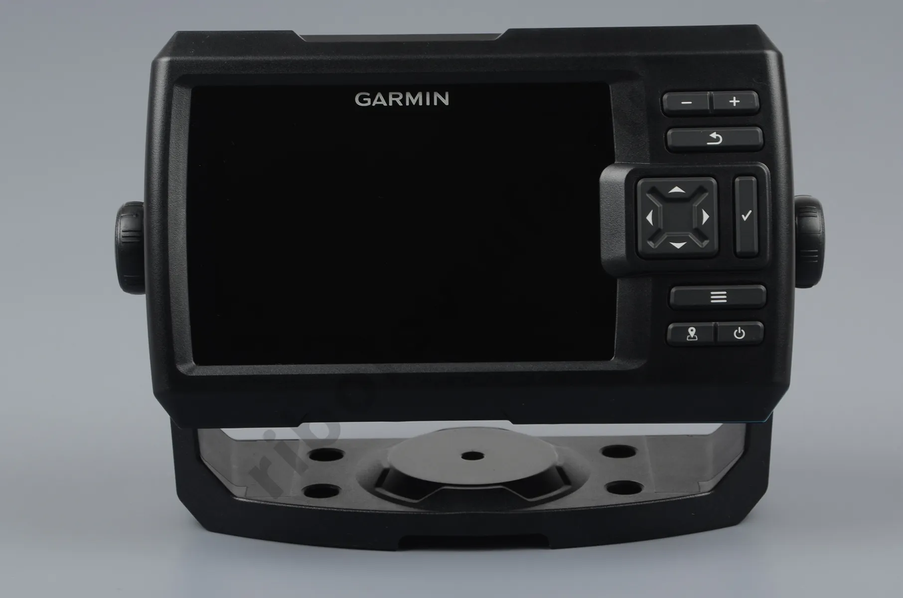 Эхолот Garmin Striker Vivid 5cv с трансдьюсером GT20