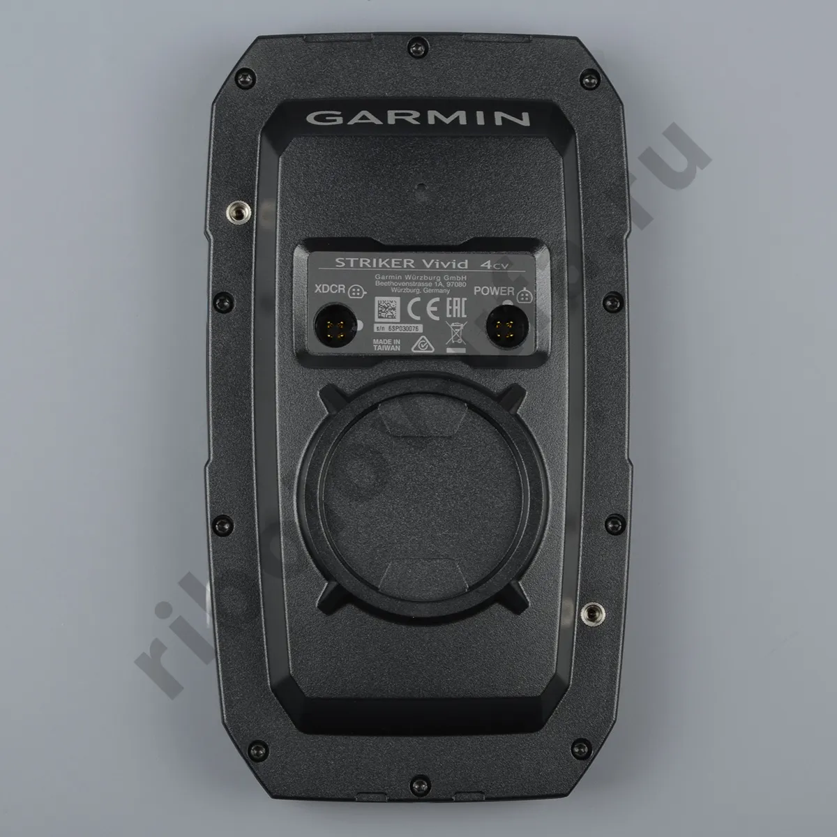 Эхолот Garmin Striker Vivid 4cv с трансдьюсером GT20