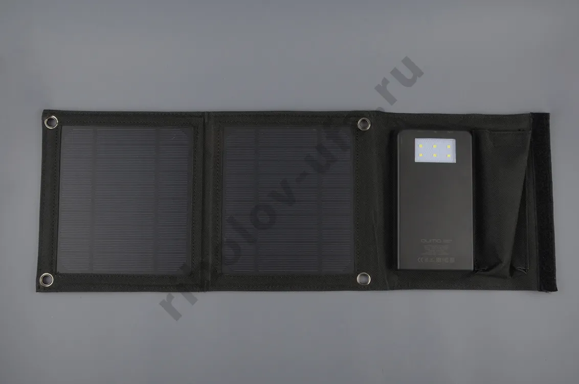 Портативное зарядное устройство Qumo PowerAid P Camper 4000 мА-ч, выход 5В 2.1А, солнечн., 241011101