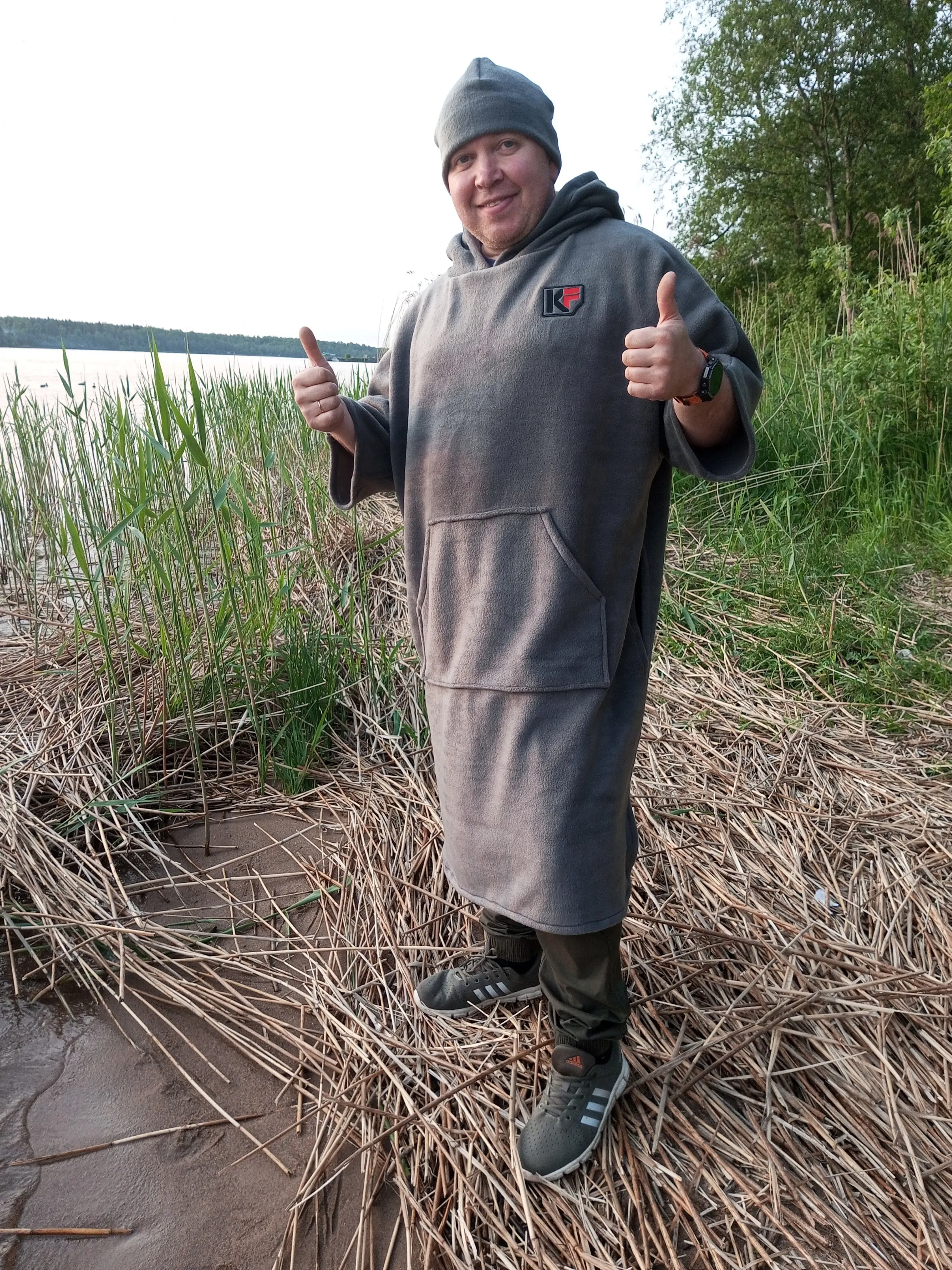 Пончо KF-fish для переодевания флисовое