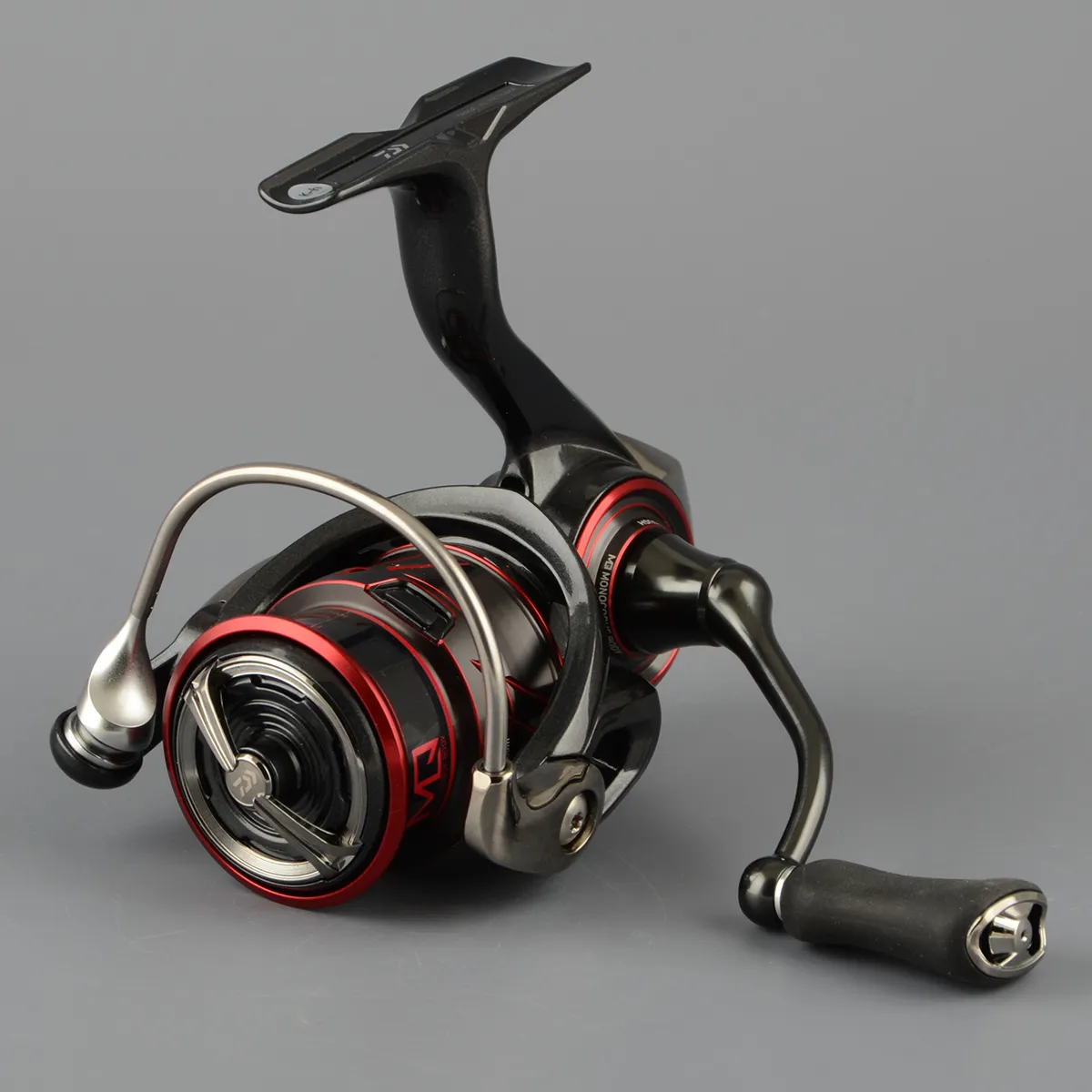Катушка безынерц. Daiwa Ballistic 21 MQ LT 2000S