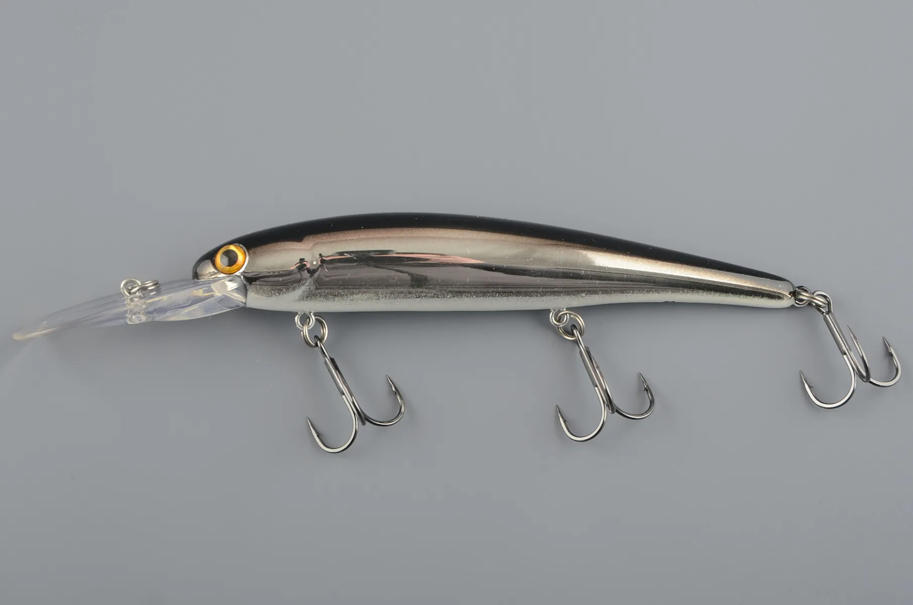 Воблер Bandit Deep Suspending Minnow 12см, 20,6гр, (5.6-6м) #31