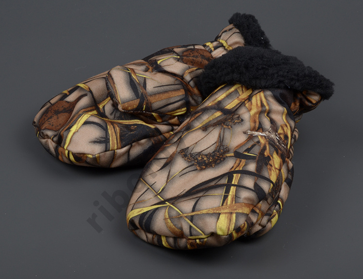 Варежки Таёжник алова + мех цв. в ассорт.