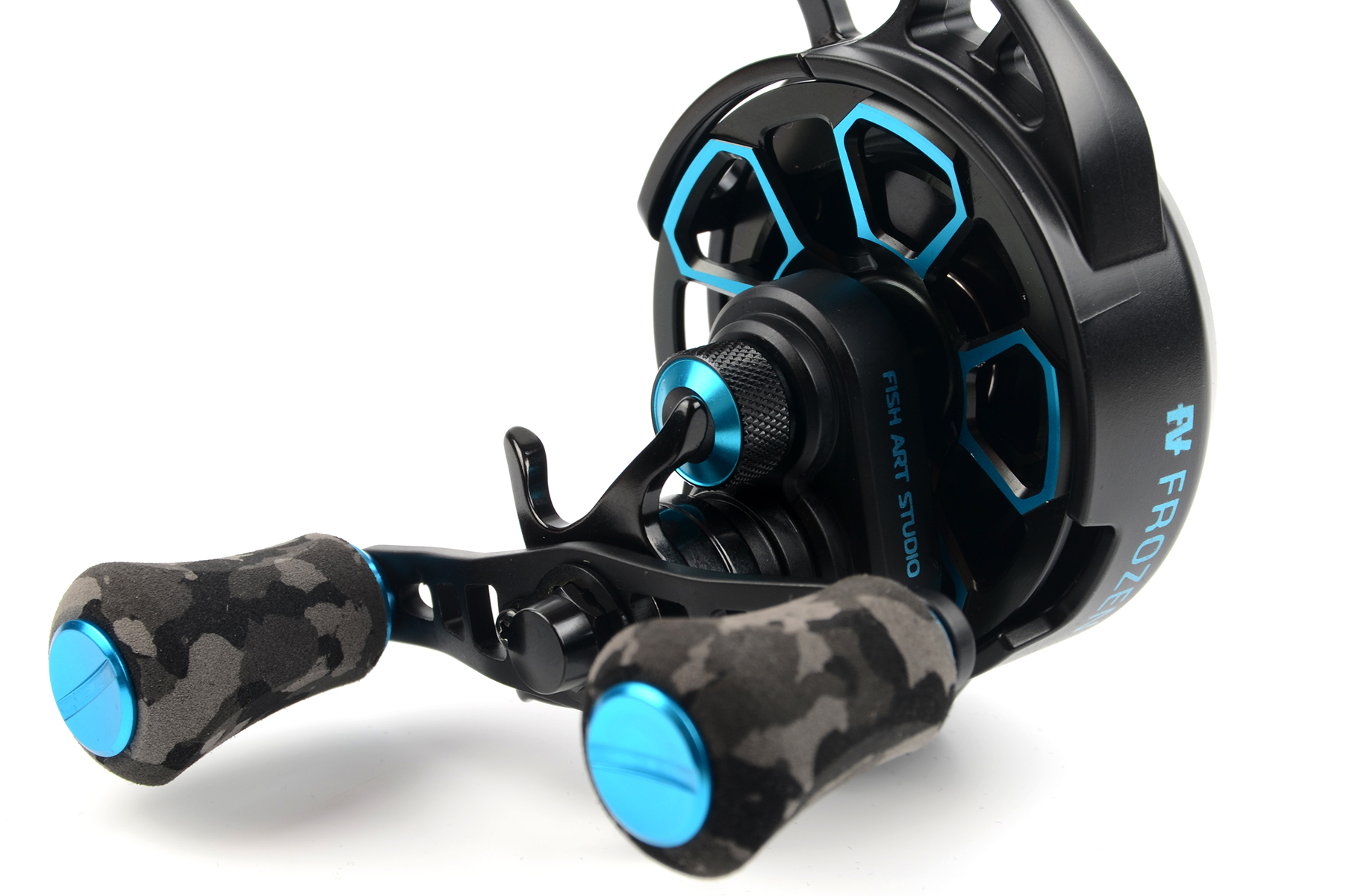 Катушка зимняя Relax FA Frozen Black