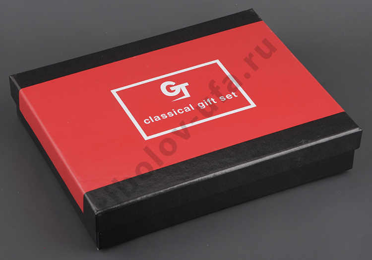 Набор фляжка (кожа) 240мл + 4 стопки + воронка А07 Helios