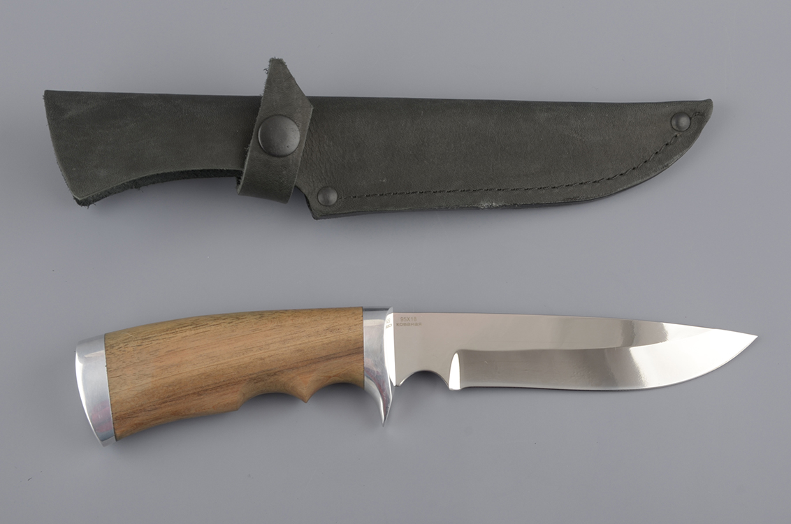 Нож Турист-6 кованая нерж.сталь, 95х18, орех (ручная работа)