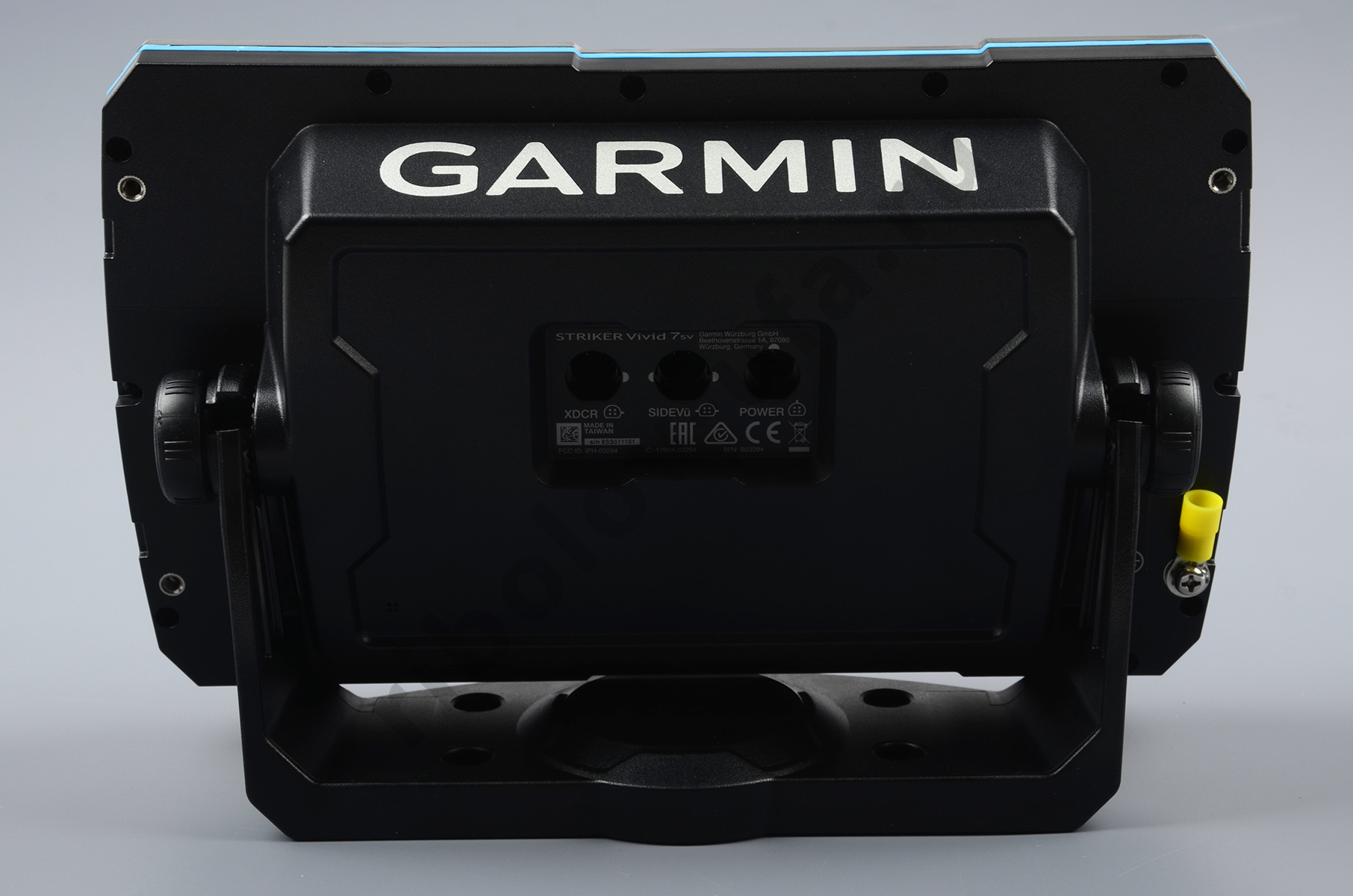 Эхолот Garmin Striker Vivid 7sv с трансдьюсером GT52HW-TM