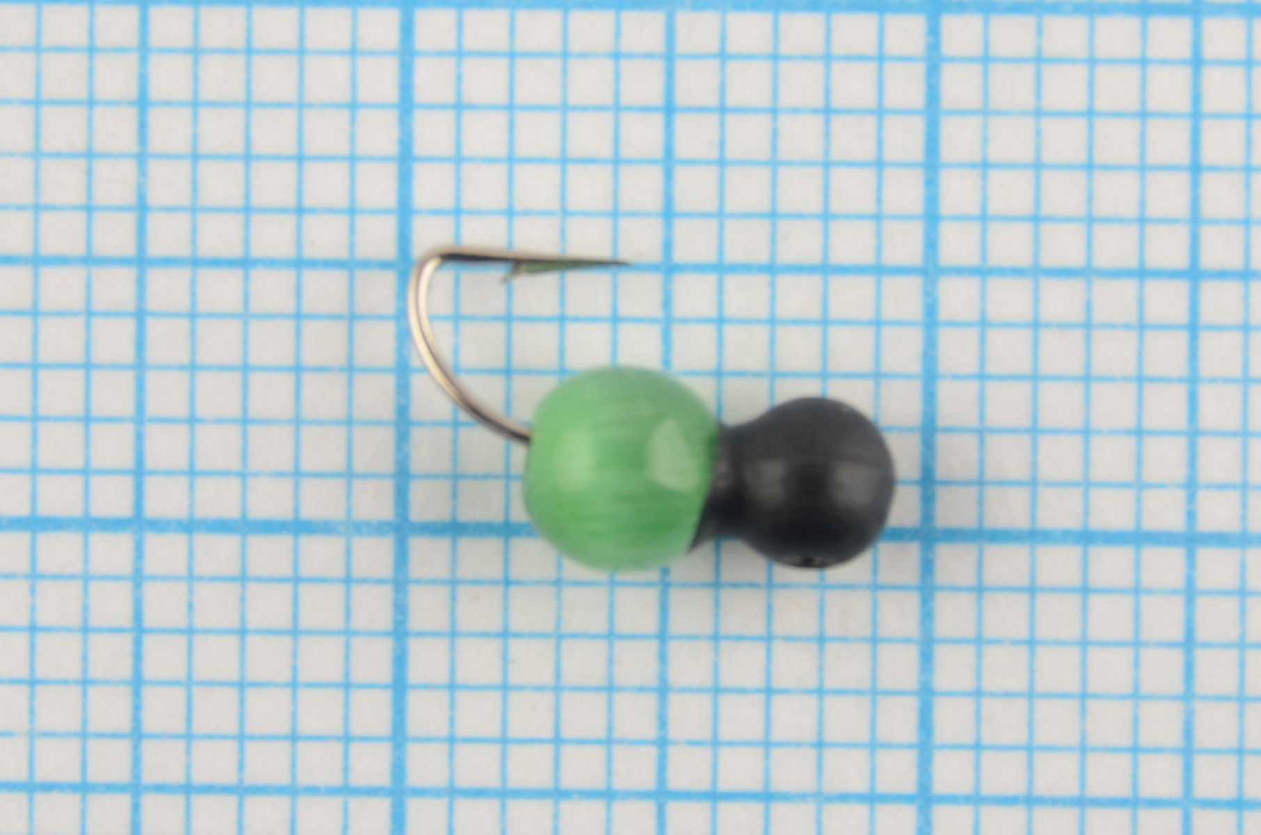 Мормышка Мир Вольфрама Дробь  с кошачьим глазом на крючке д. 3 мм черная