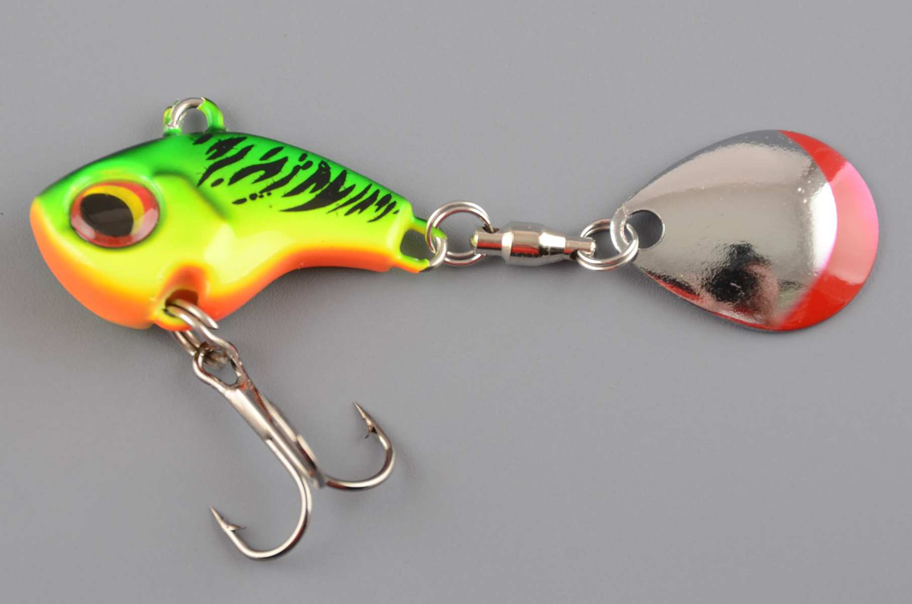 Тейл-спиннер Columbia Litlle Bomb 14 гр, 008