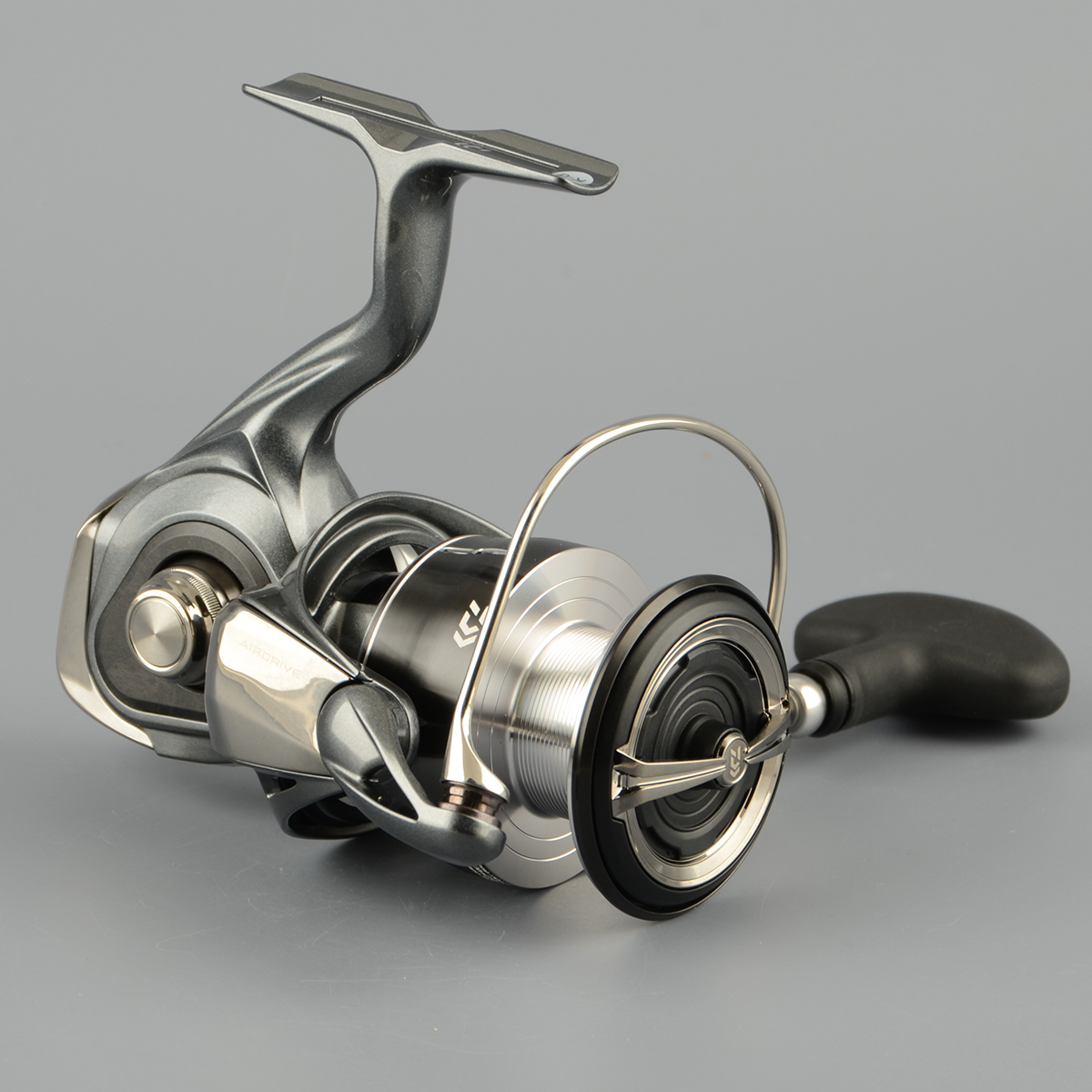 Катушка безынерц. Daiwa Luvias 24 LT 4000D