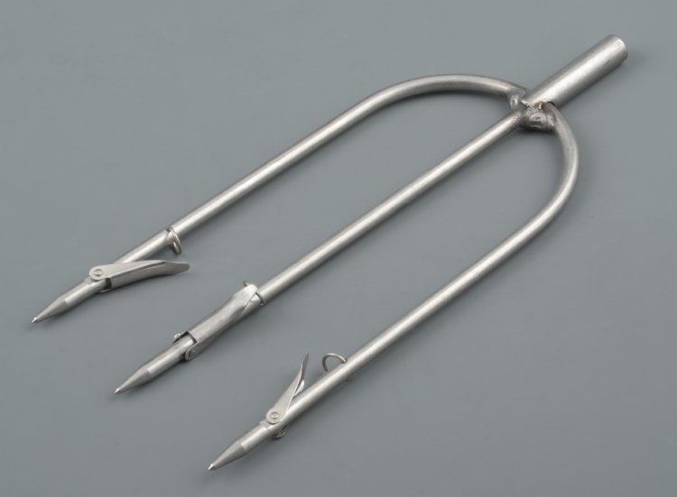 Наконечник Seac Sub трезубец нерж. 3 флага, конич.заточка, цельнометаллический