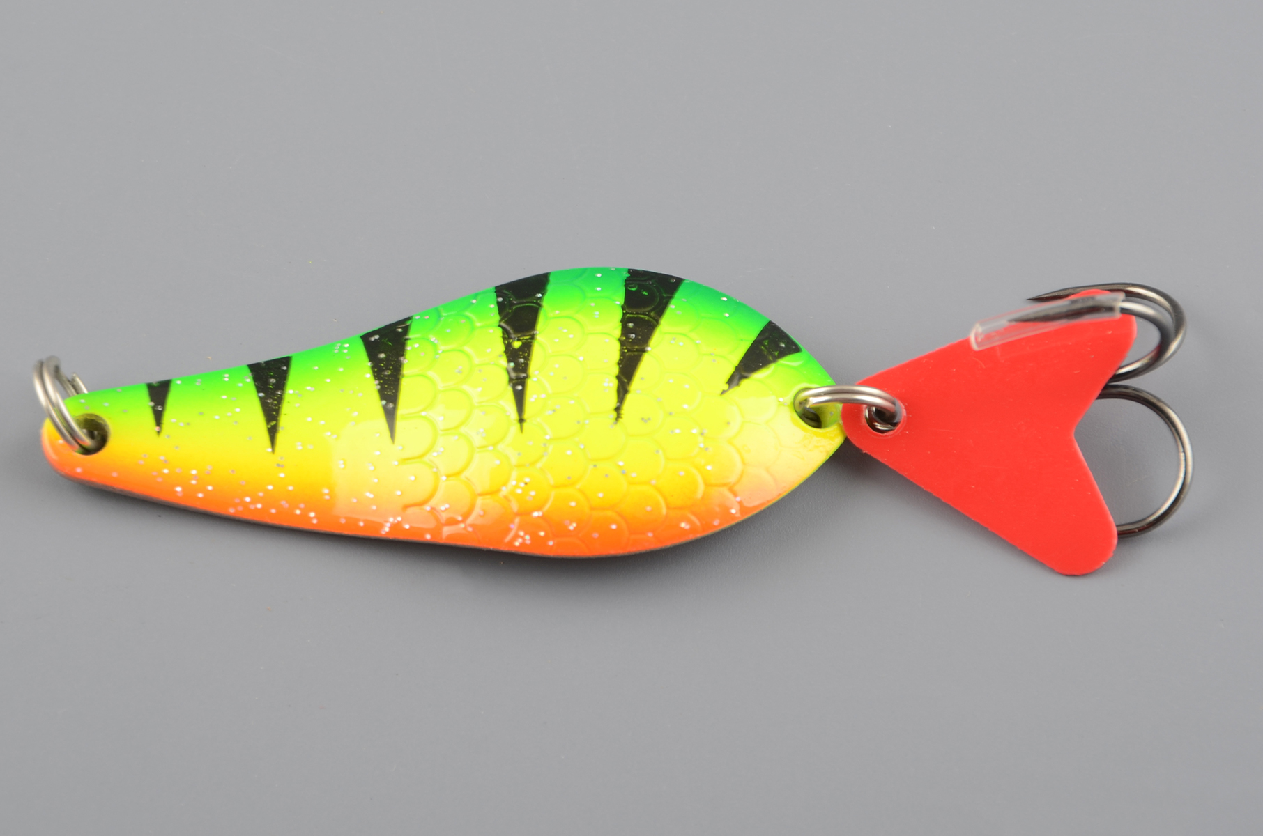 Блесна летняя Columbia Атом 22гр цв.06