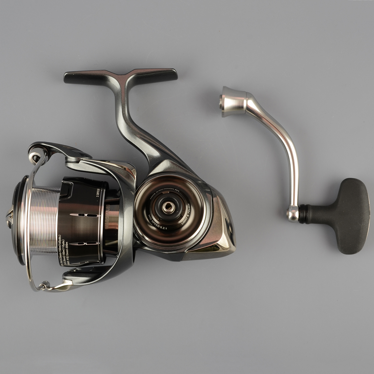 Катушка безынерц. Daiwa Luvias 24 PC LT 3000D