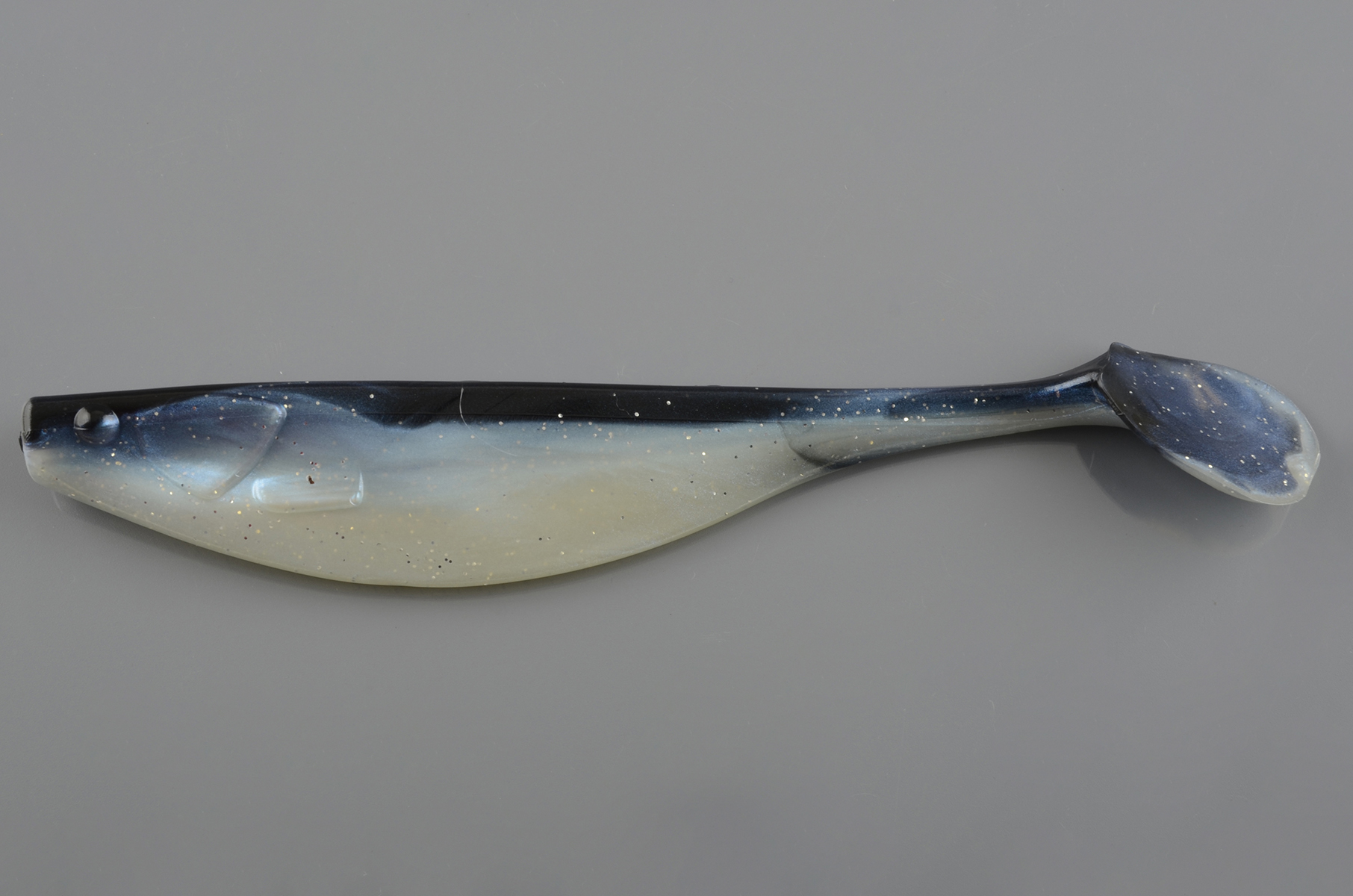 Силиконовая приманка Manns Quantum Q-Paddler 18см # 07 Proper Baitfish