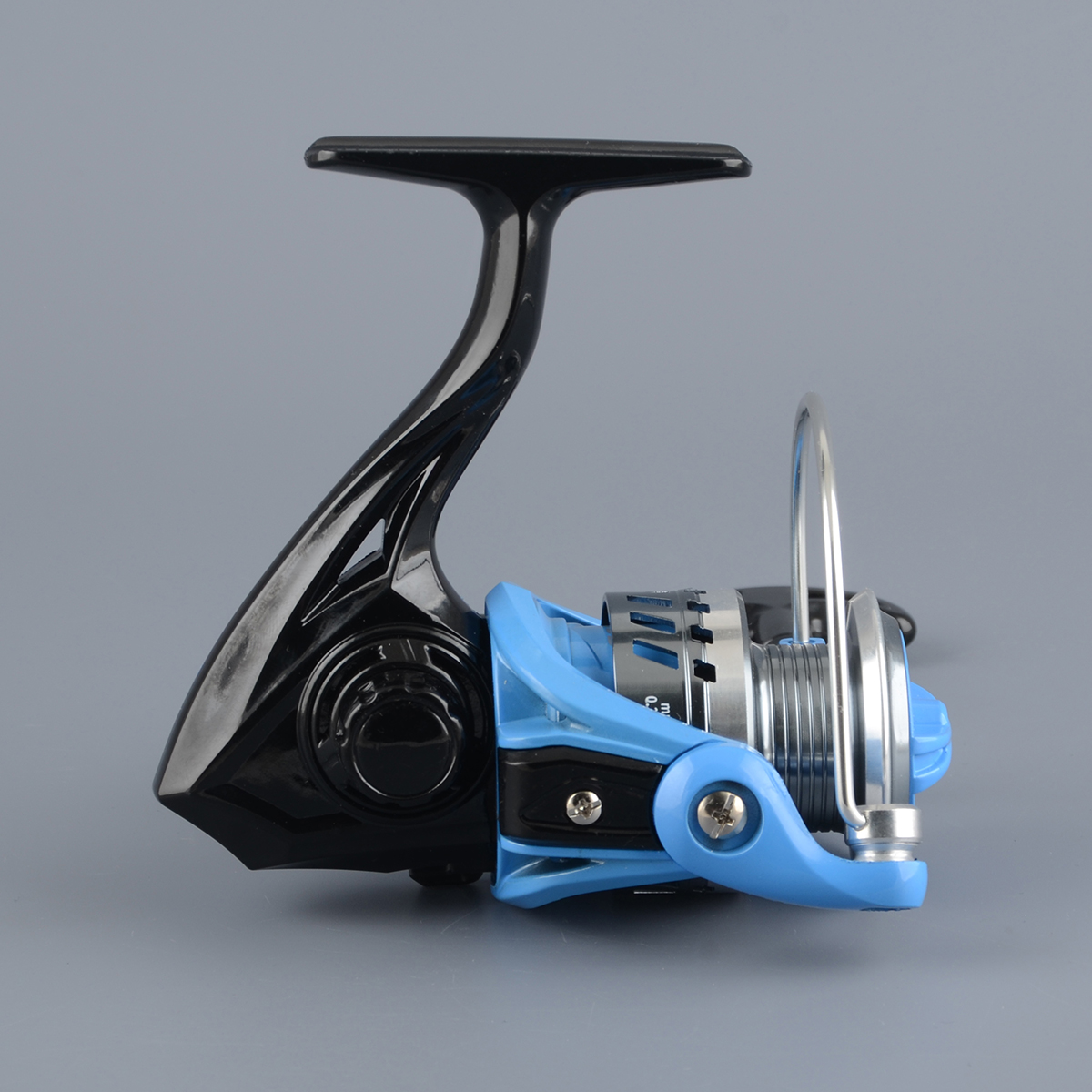 Катушка безынерц. Admiral CTR 2000