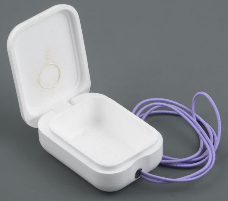 Мотыльница Slava подвесная на резинке средняя 