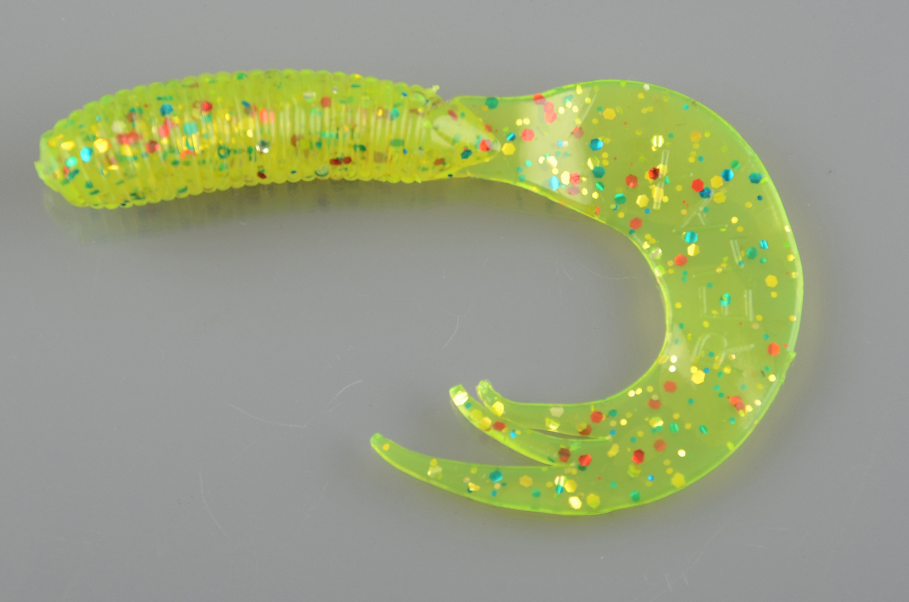 Силиконовая приманка Relax Tritail 3in 6см - TS141