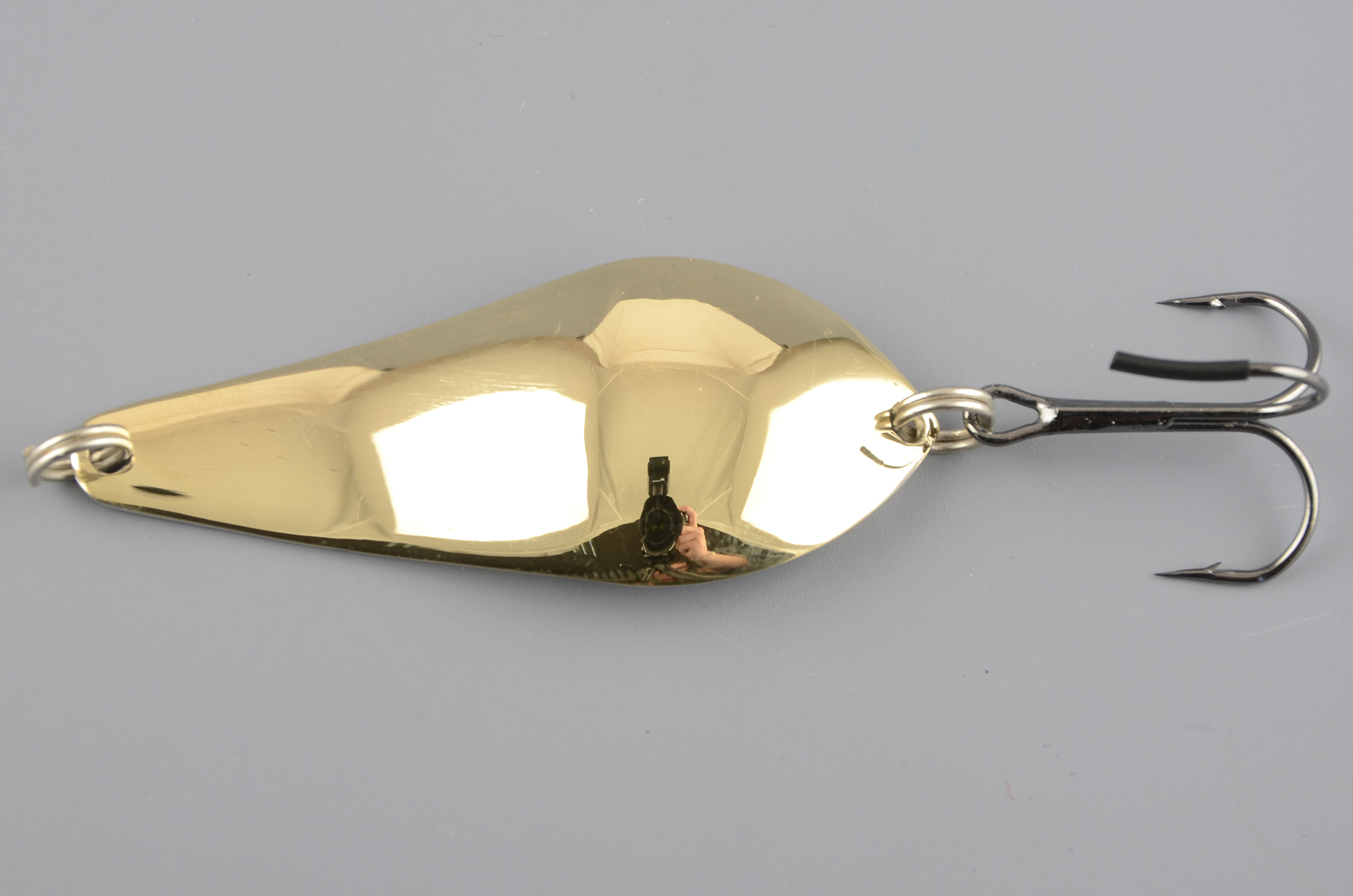 Блесна Бубнов колеблющаяся Атом-2 55 мм 10 гр. жел/бел