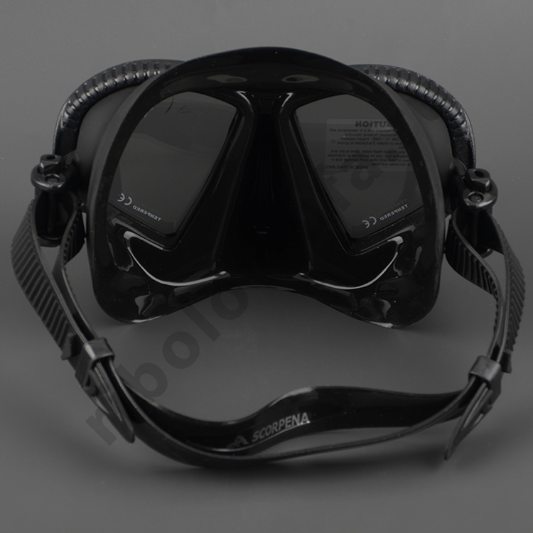 Маска Scorpena M с зеркальными линзами, в коробке