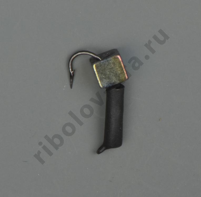 Мормышка Wormix точеная вольфрамовая Столбик d=2.5 с кубиком Хамелеон (черный) арт. 350