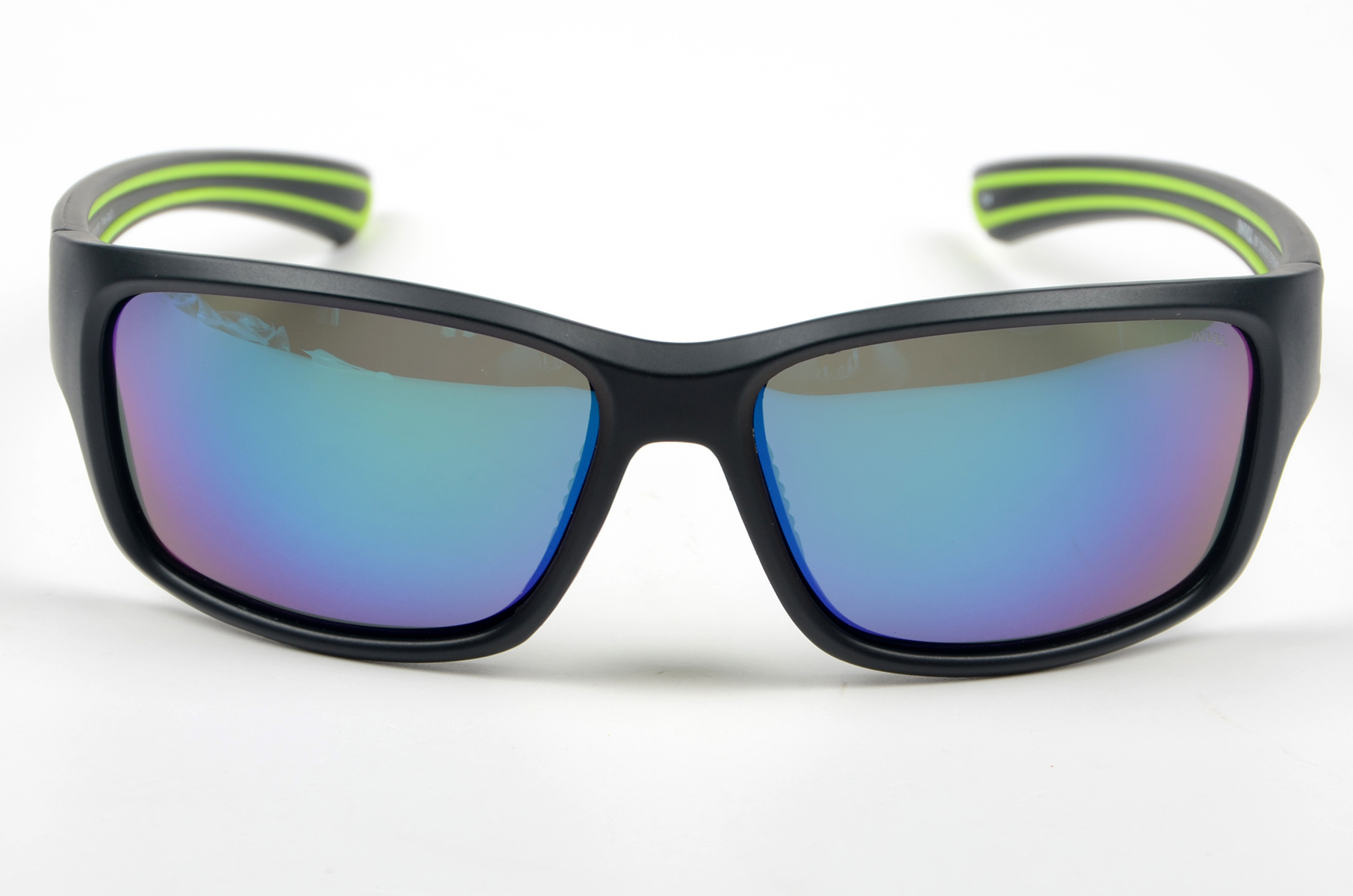 Очки Invu поляризационные IA 22415B в чехле 