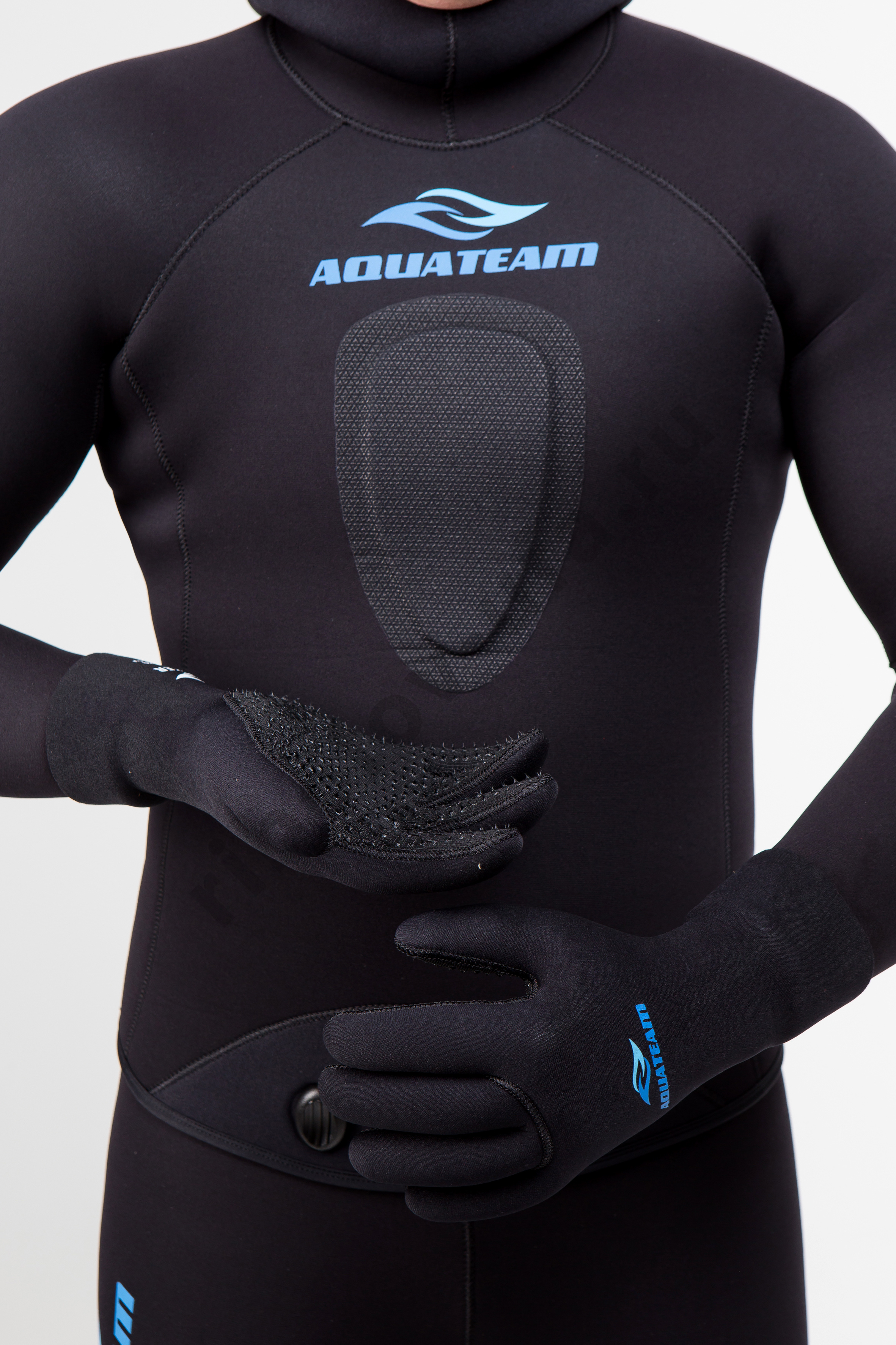 Перчатки AquaTeam 5-ти палые У/Плюш резиновые точки 7 мм, р. XL