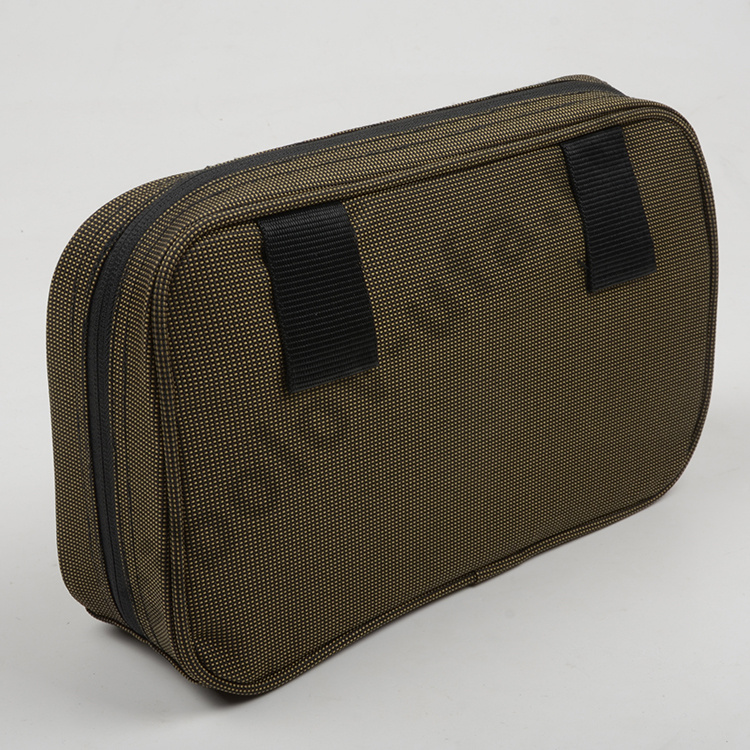 Сумочка рыболов. для приманок Salmo Lure Special 290*190*85