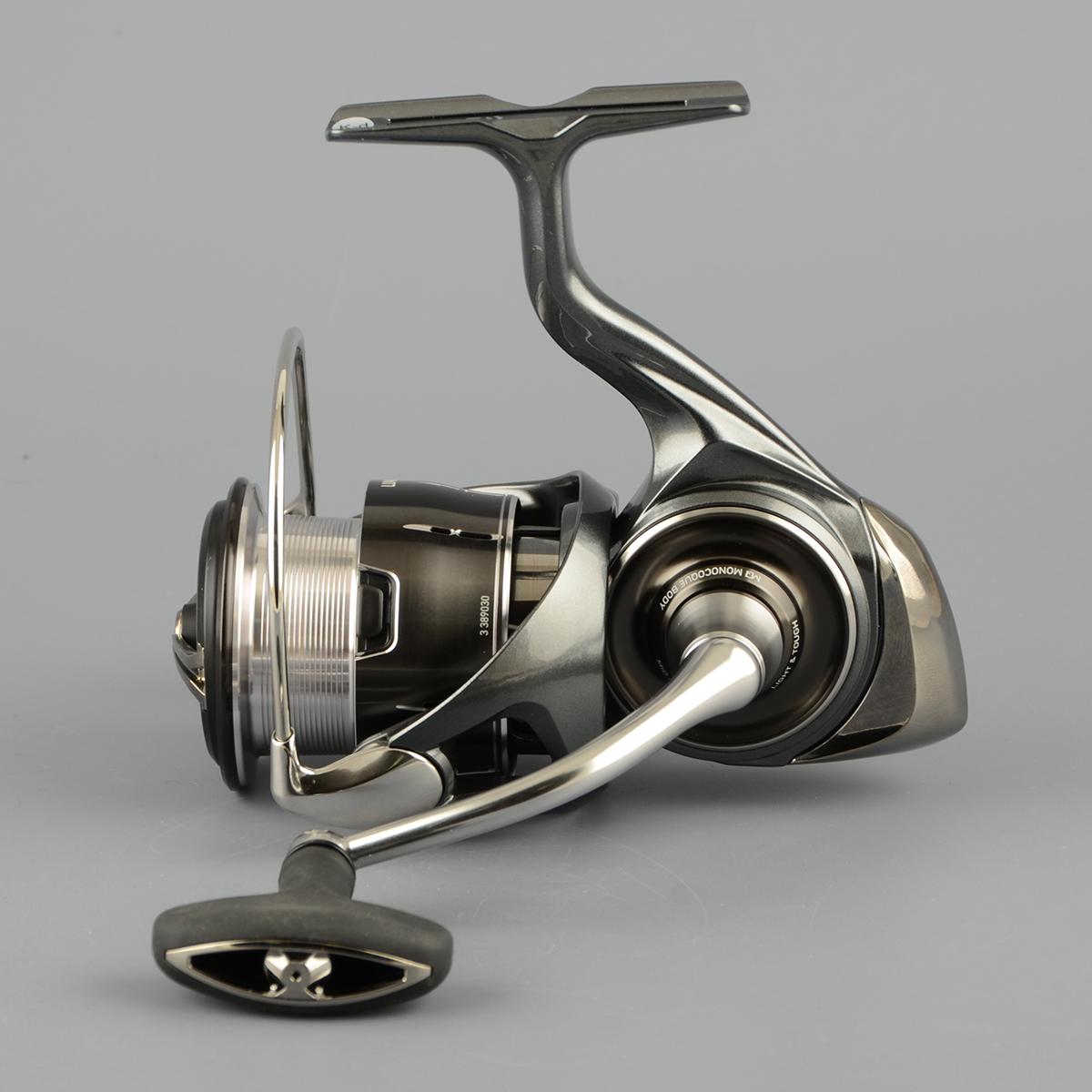 Катушка безынерц. Daiwa Luvias 24 PC LT 3000D