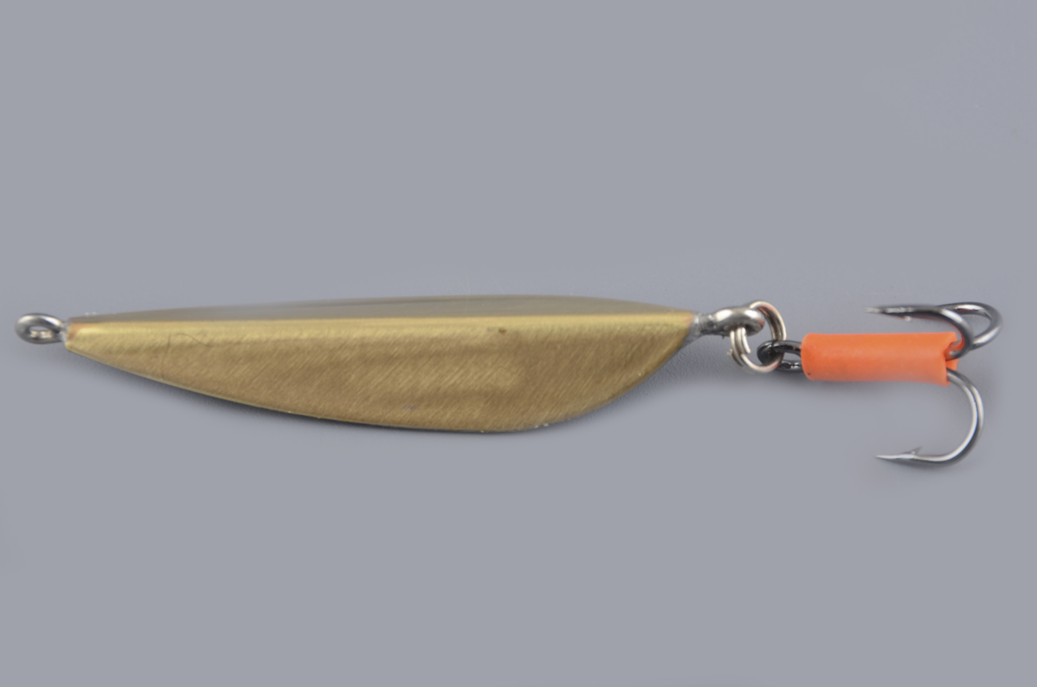 Блесна Курганская Маропедка №11 с тройником, 36мм 90° цв. золото