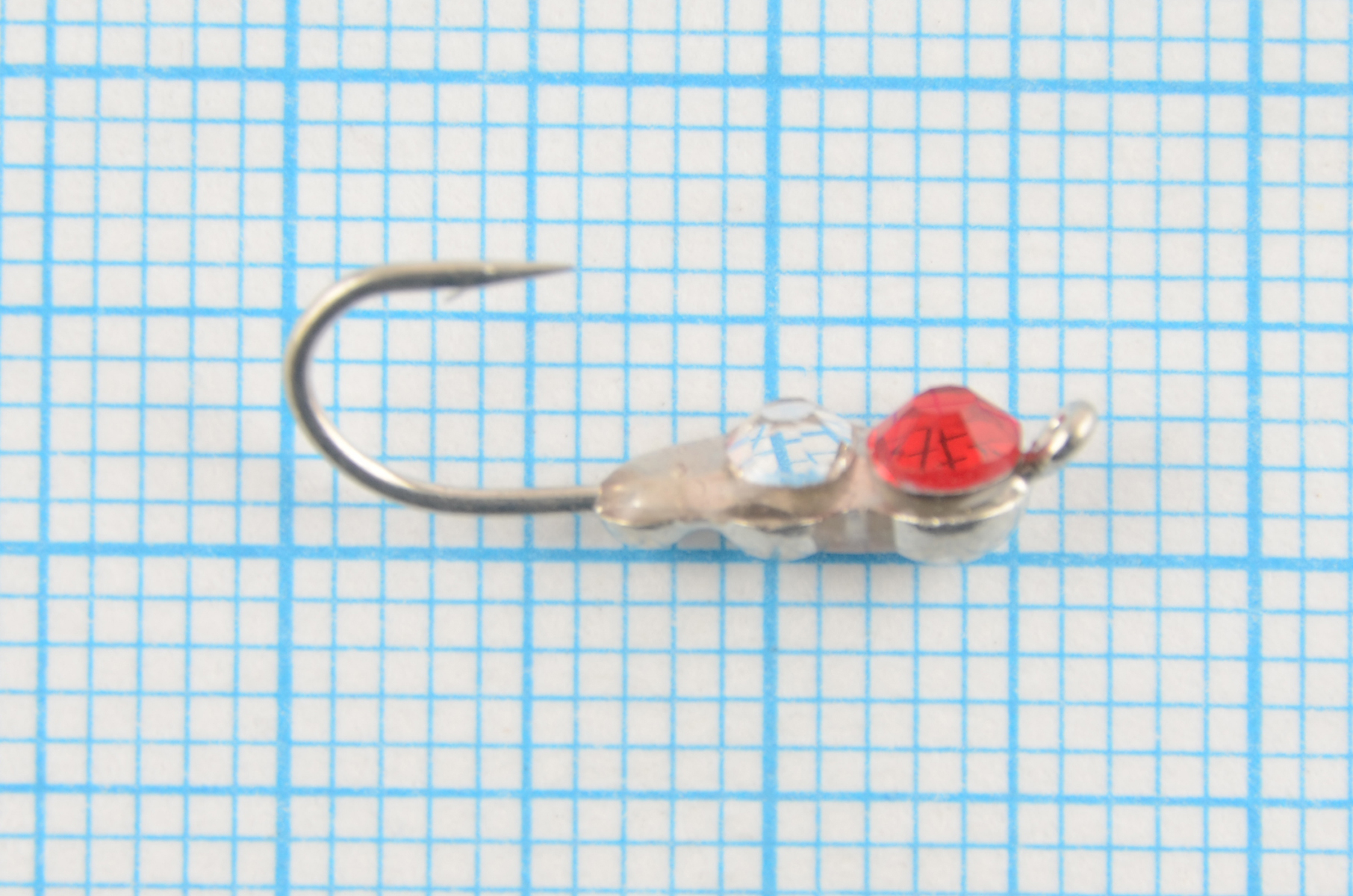 Мормышка вольфрам Bravo Fishing Муравей с ушком и Swarovski 4 мм 0,58гр Sil