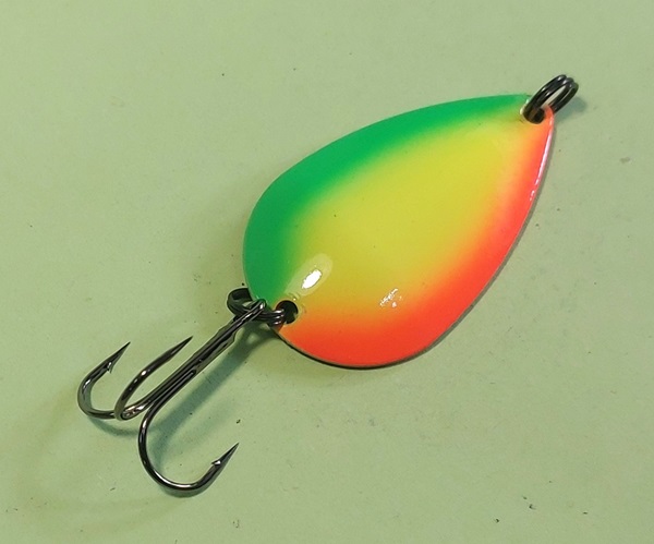 Блесна Нижегородская Ложка крашенная 15гр цв. 01 