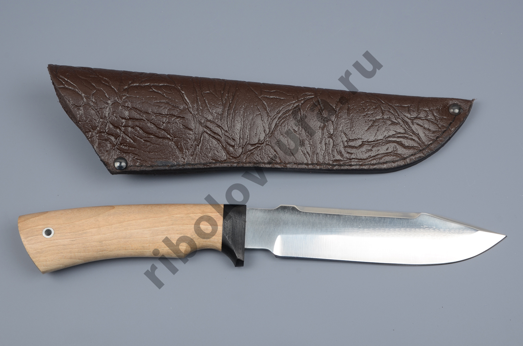 Нож упрощ. Буран-У хирургич.нерж.сталь, 65х13, орех (ручная работа)