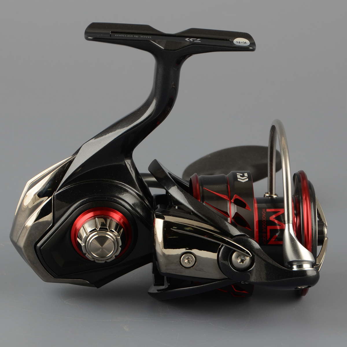 Катушка безынерц. Daiwa Ballistic 21 MQ LT 3000D
