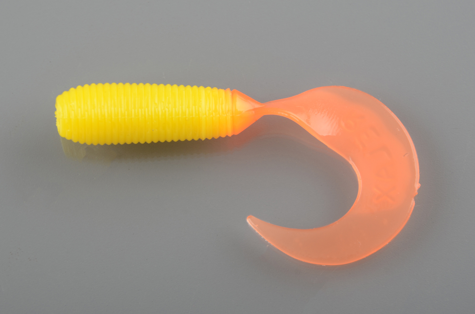 Силиконовая приманка Relax Twister 2in 4,5см (25шт/уп) - TS066