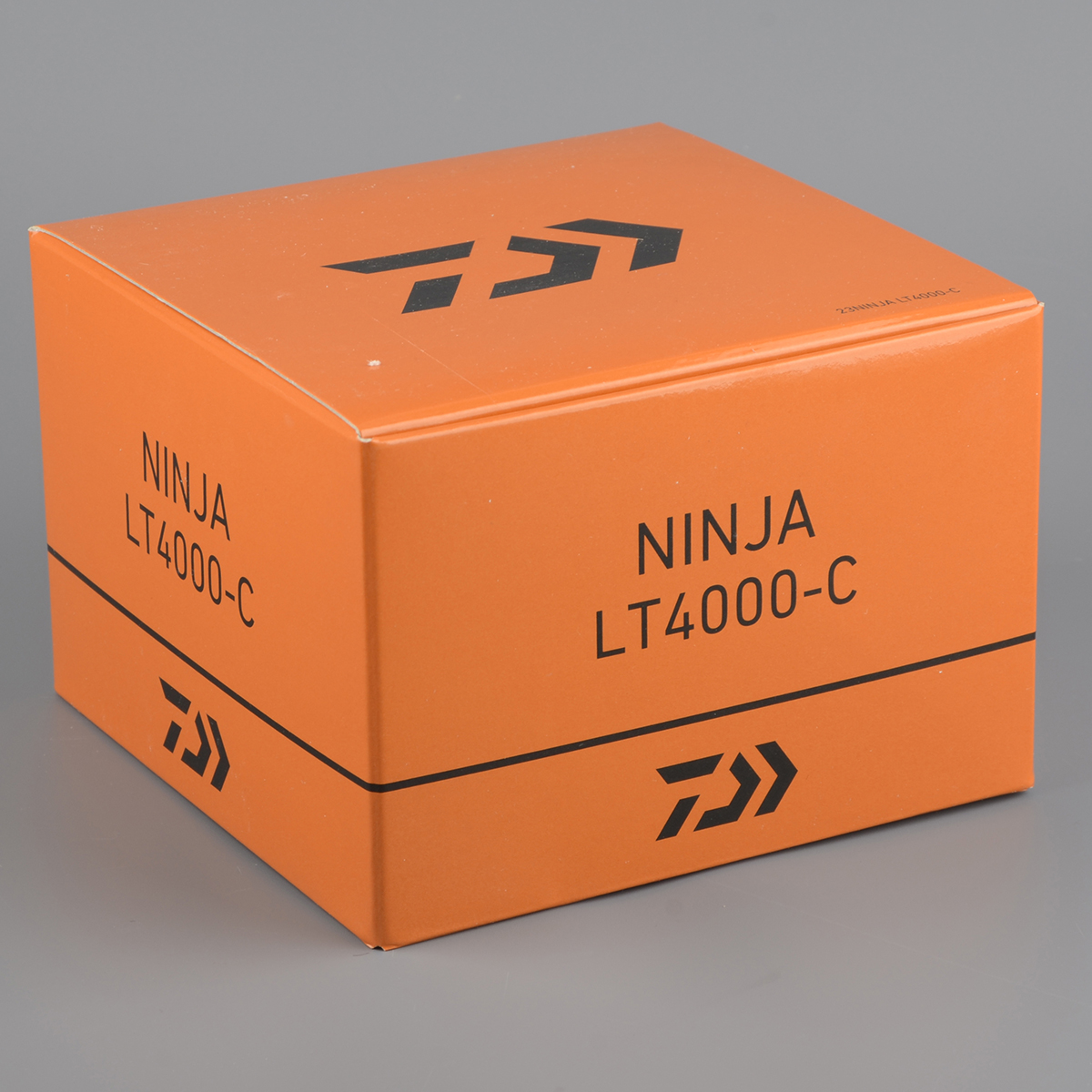 Катушка безынерц. Daiwa Ninja 23 LT4000-C