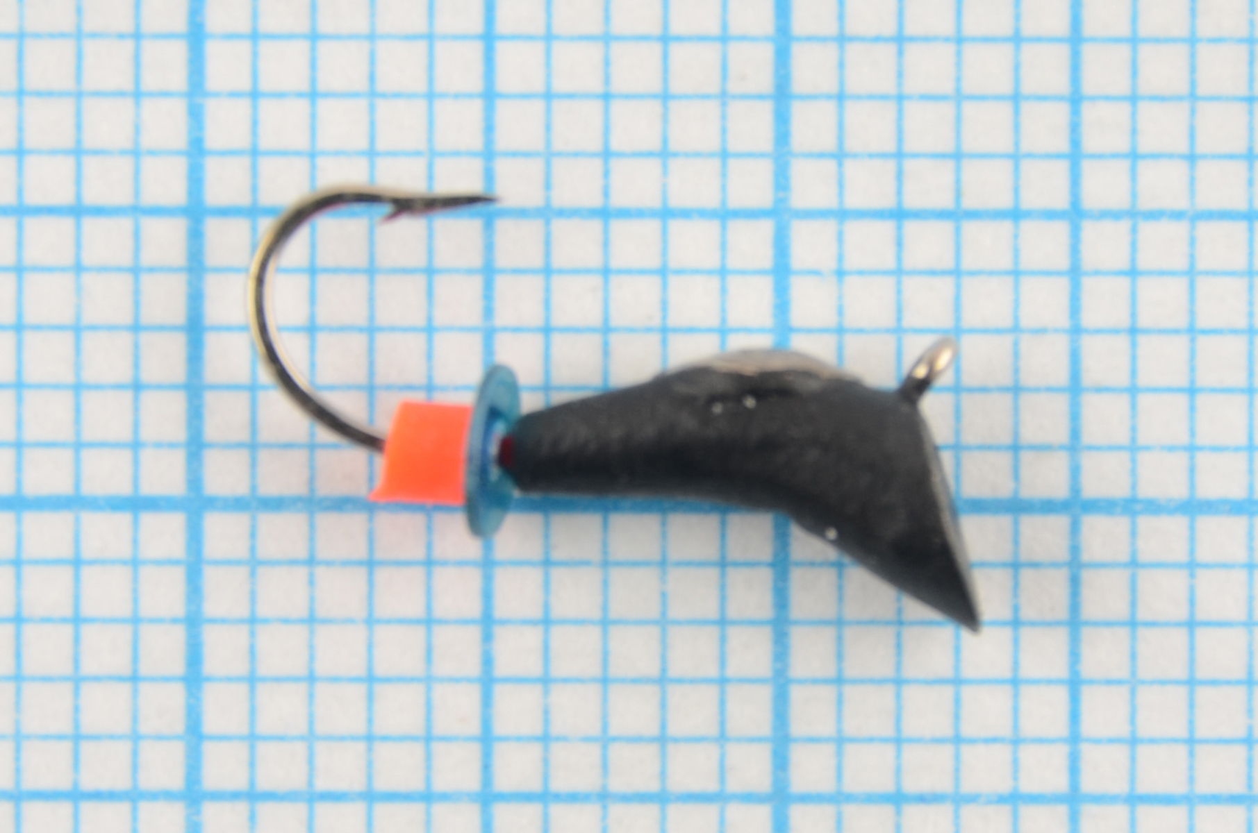 Мормышка Wormix точеная вольфрамовая Перевертыш d=3 со спилом с серебряной коронкой арт. 4212